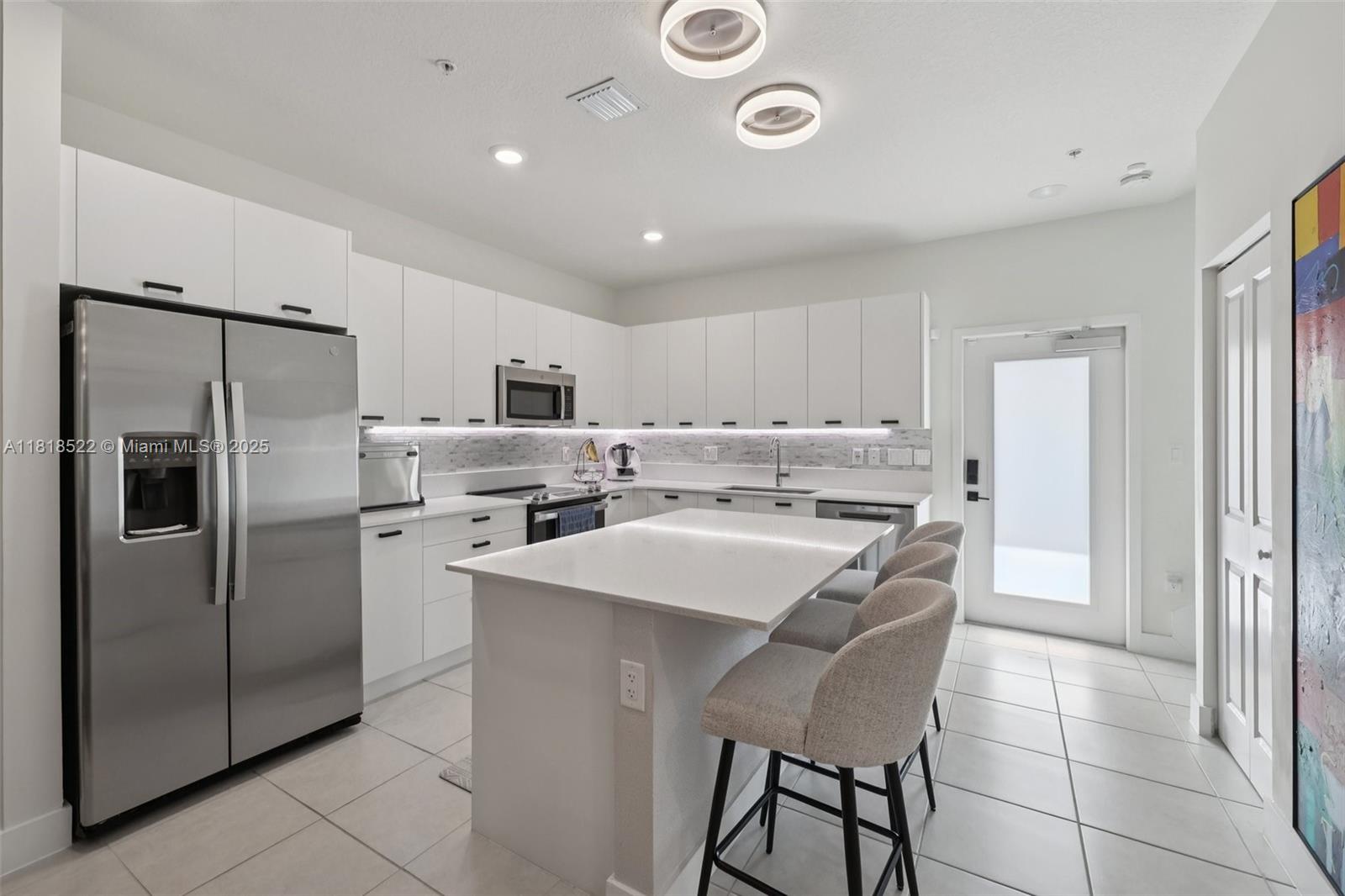 8001 NW 41st St # 112 Unit: F-112