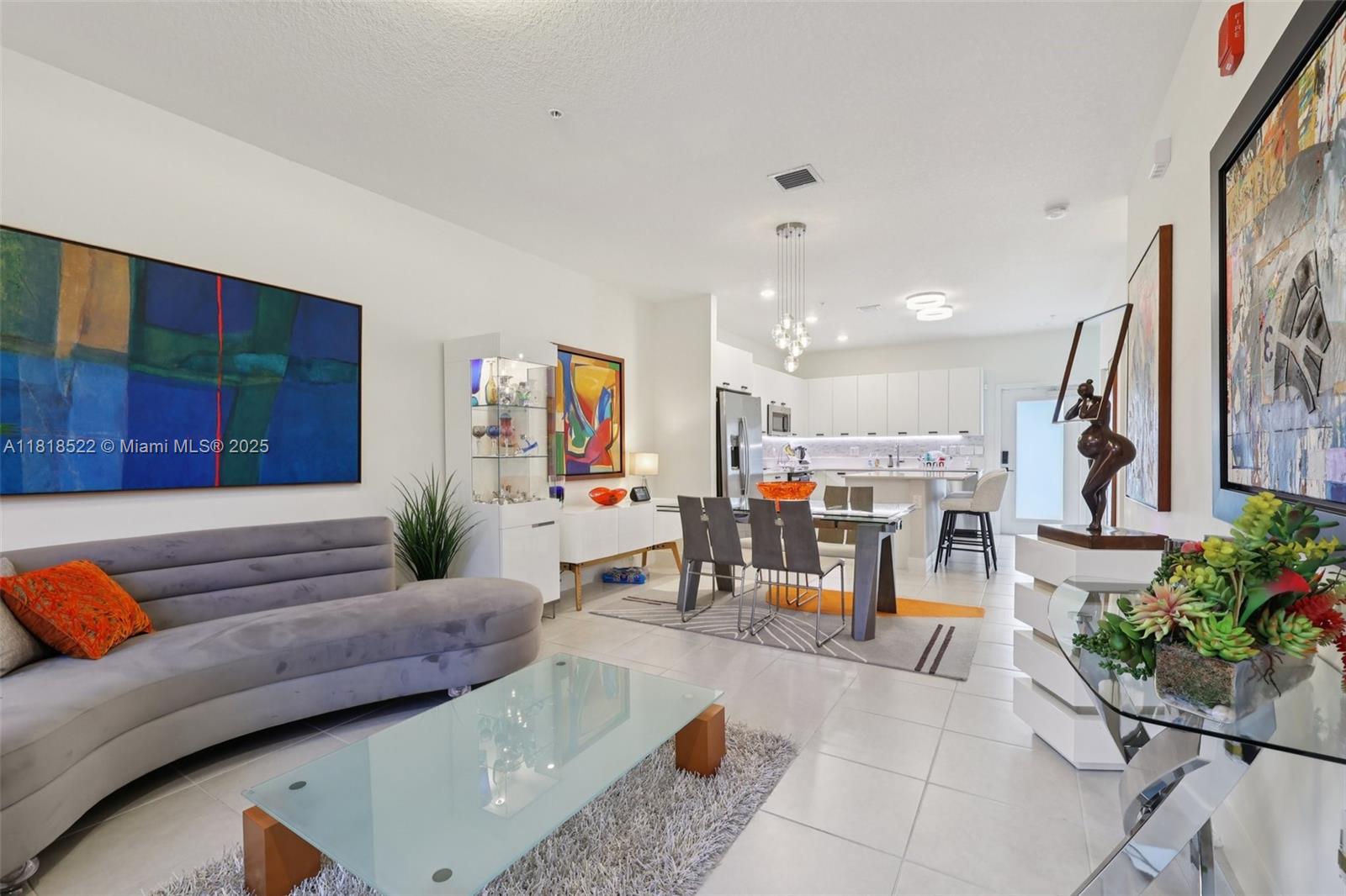 8001 NW 41st St # 112 Unit: F-112