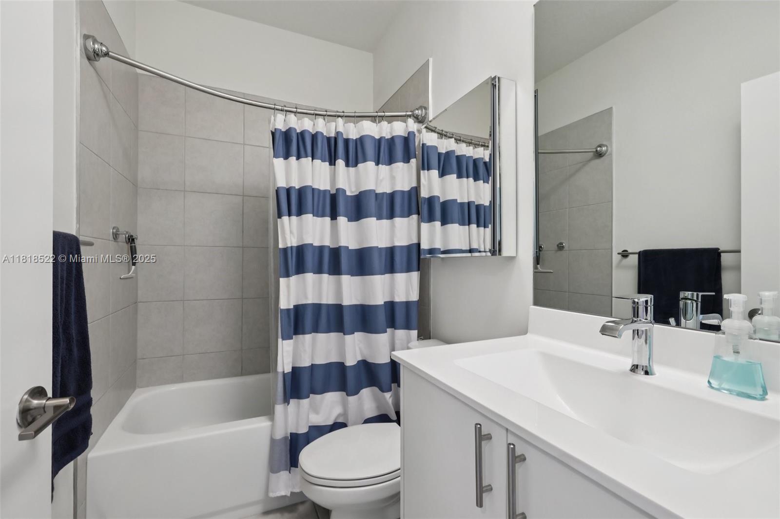 8001 NW 41st St # 112 Unit: F-112