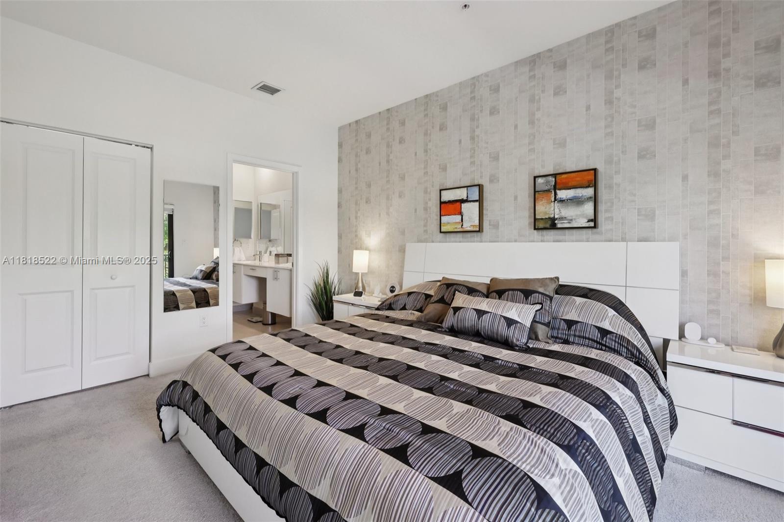 8001 NW 41st St # 112 Unit: F-112