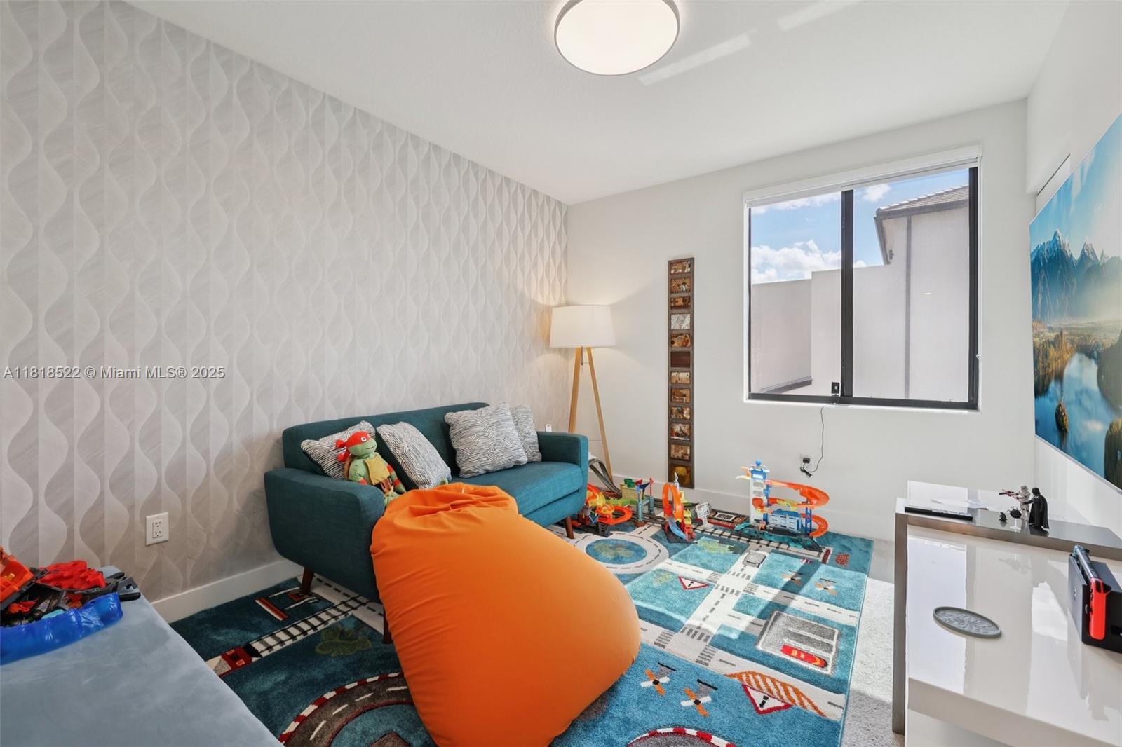 8001 NW 41st St # 112 Unit: F-112