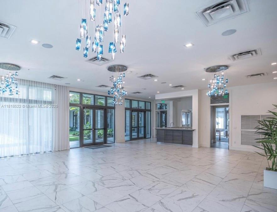 8001 NW 41st St # 112 Unit: F-112