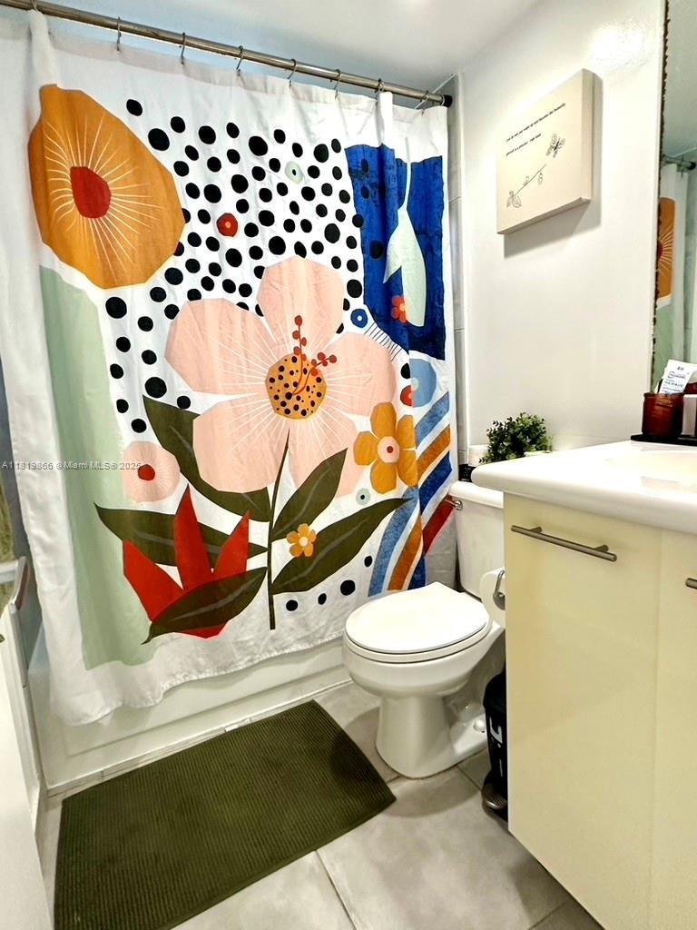 680 NE 64th St # A214