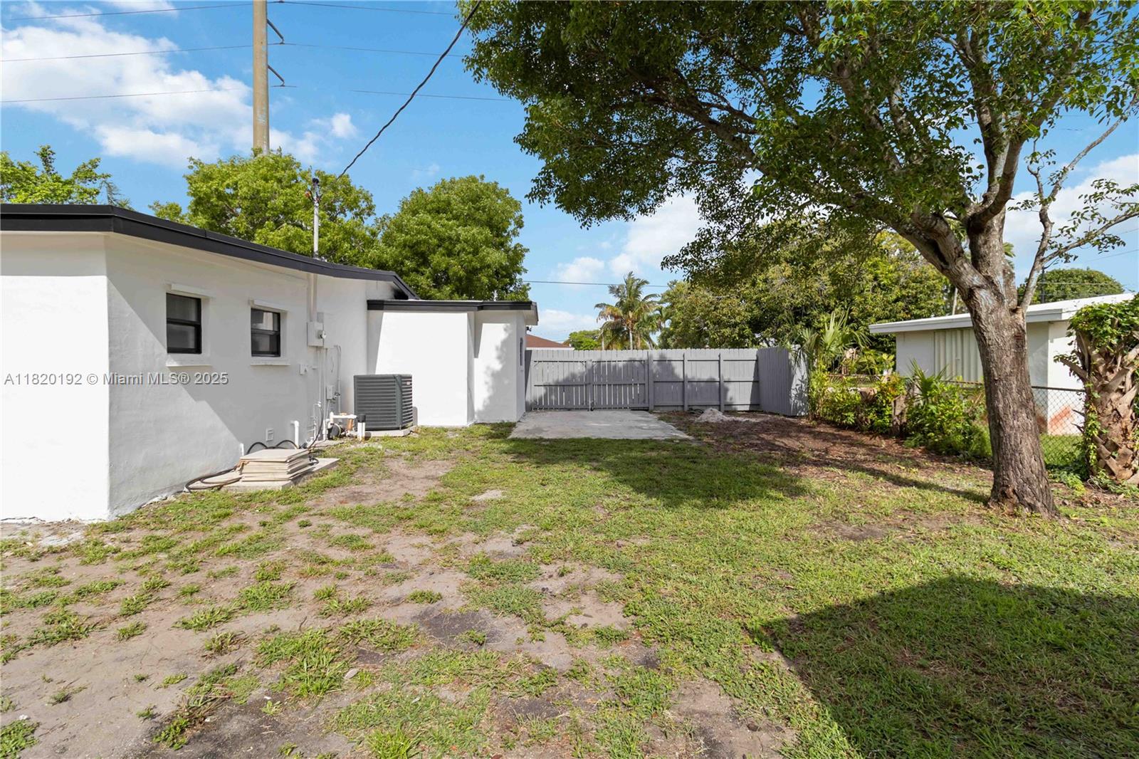 4730 NE 15th Ave
