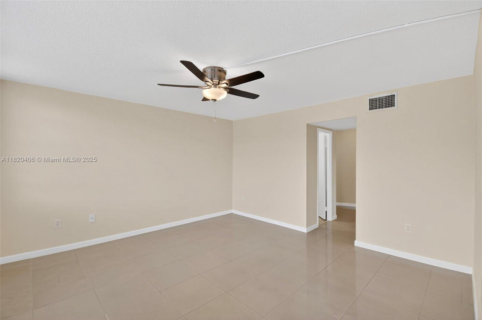 1710 NE 191 Street # 206