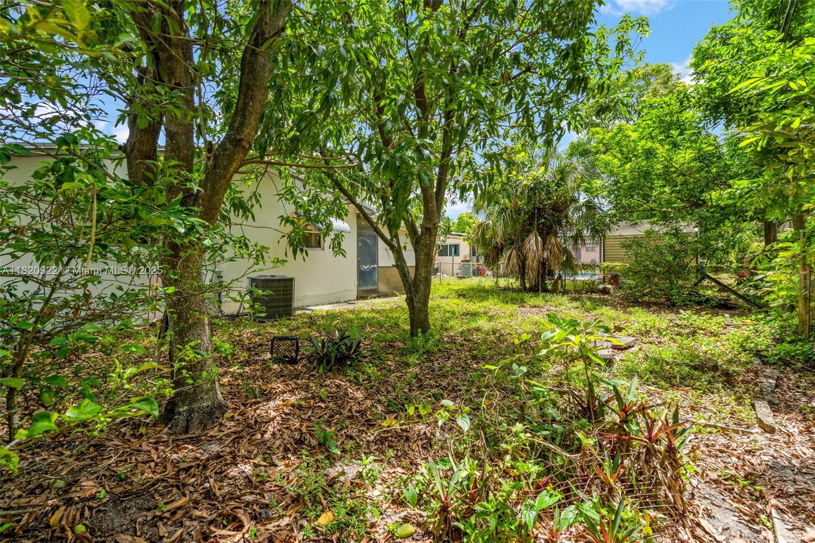 1110 NW 183rd St