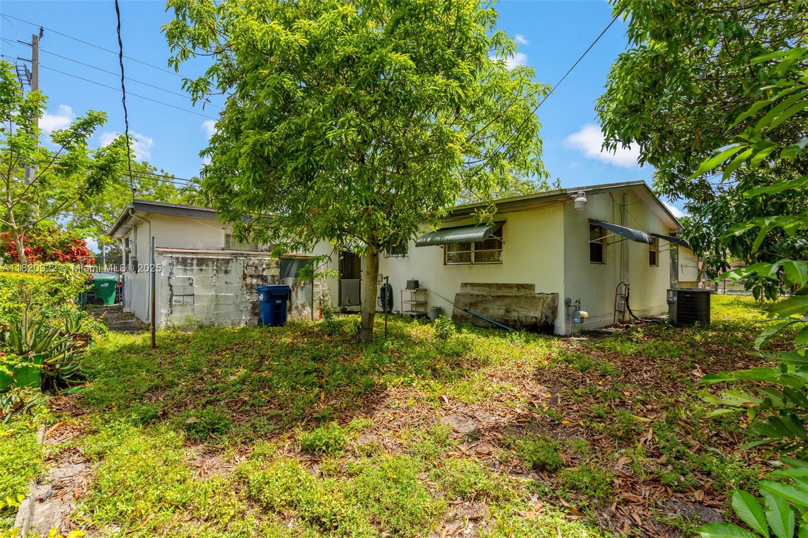 1110 NW 183rd St