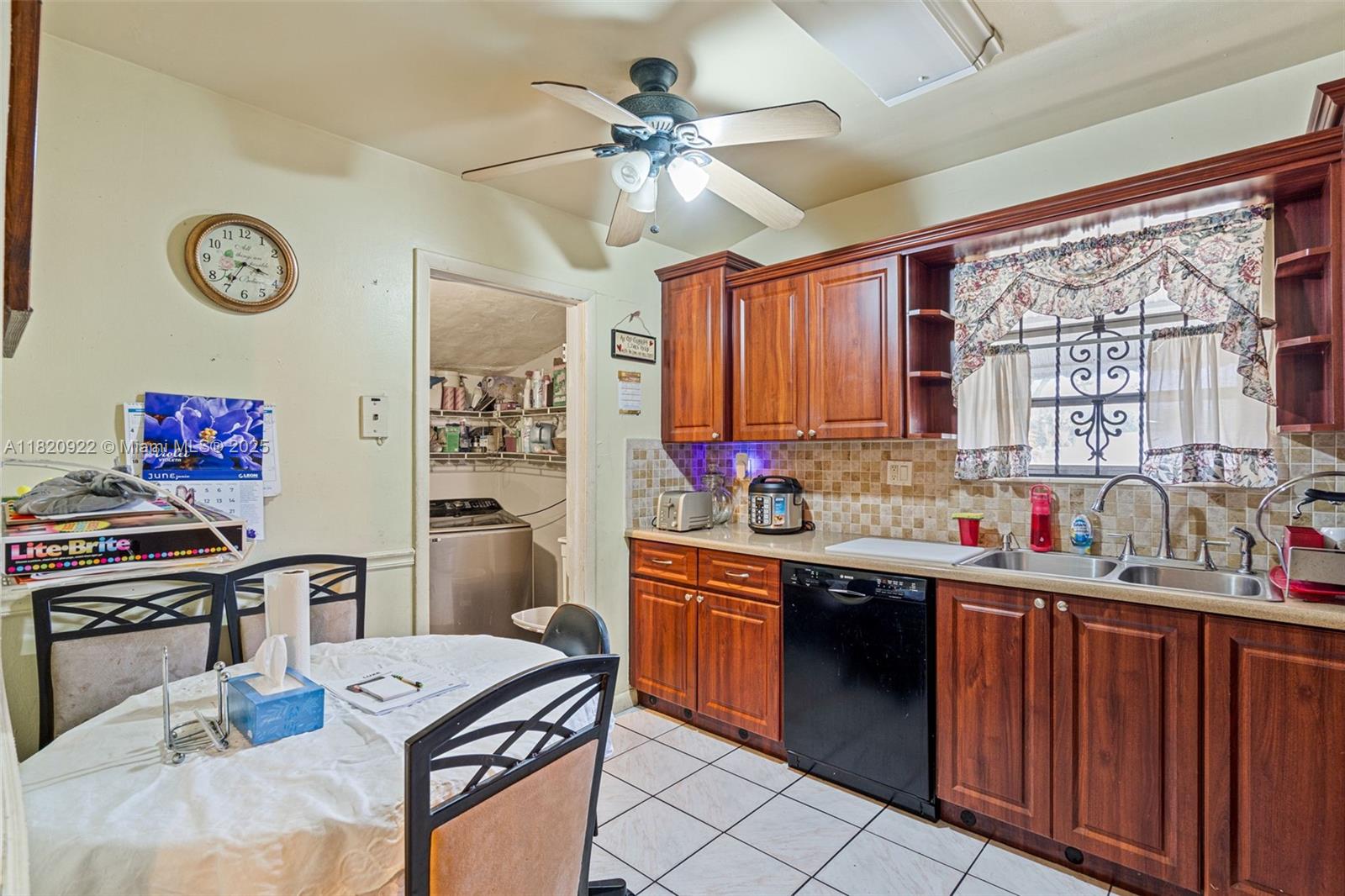 1110 NW 183rd St