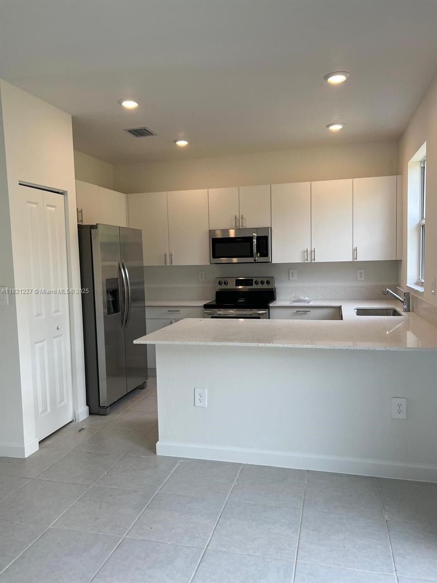 1676 SE 26th Ter # 0