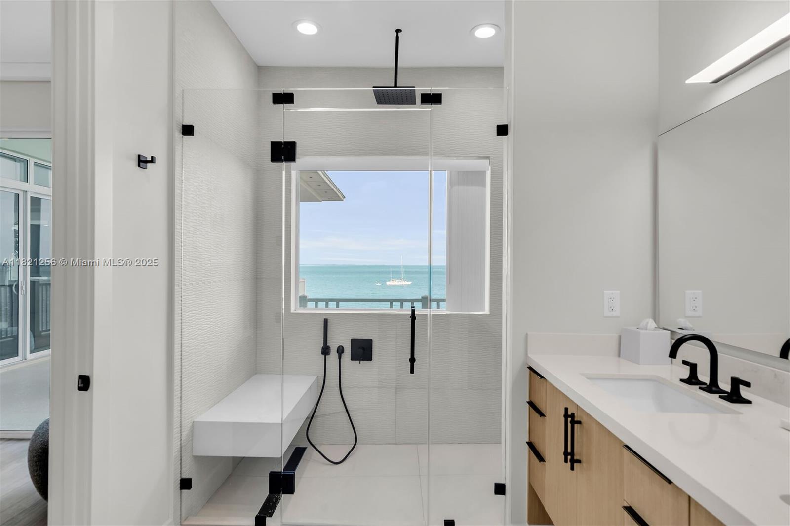 104000 Overseas Hwy # 5 Unit: 2-5