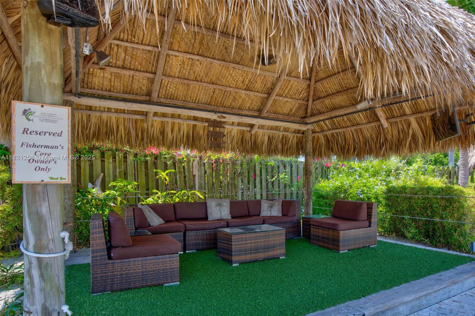 104000 Overseas Hwy # 5 Unit: 2-5