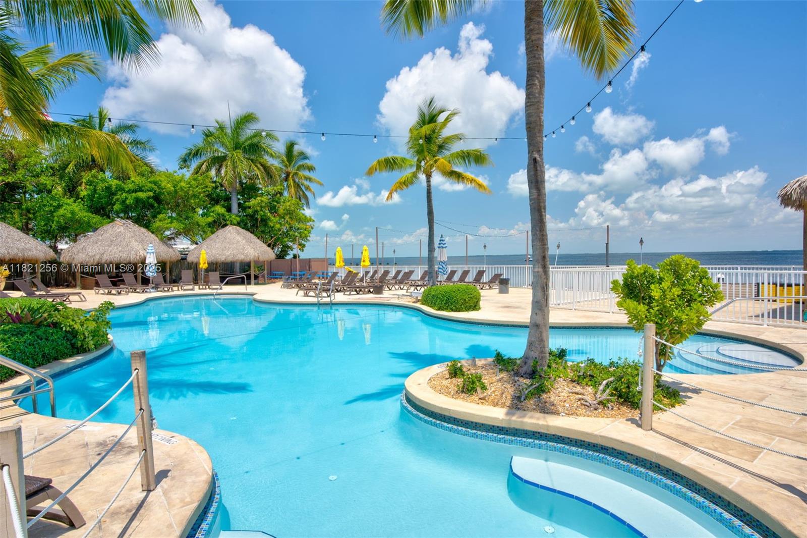 104000 Overseas Hwy # 5 Unit: 2-5