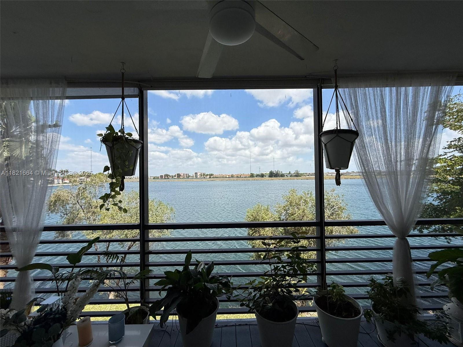 471 Ives Dairy Rd # 3 Unit: 206-3