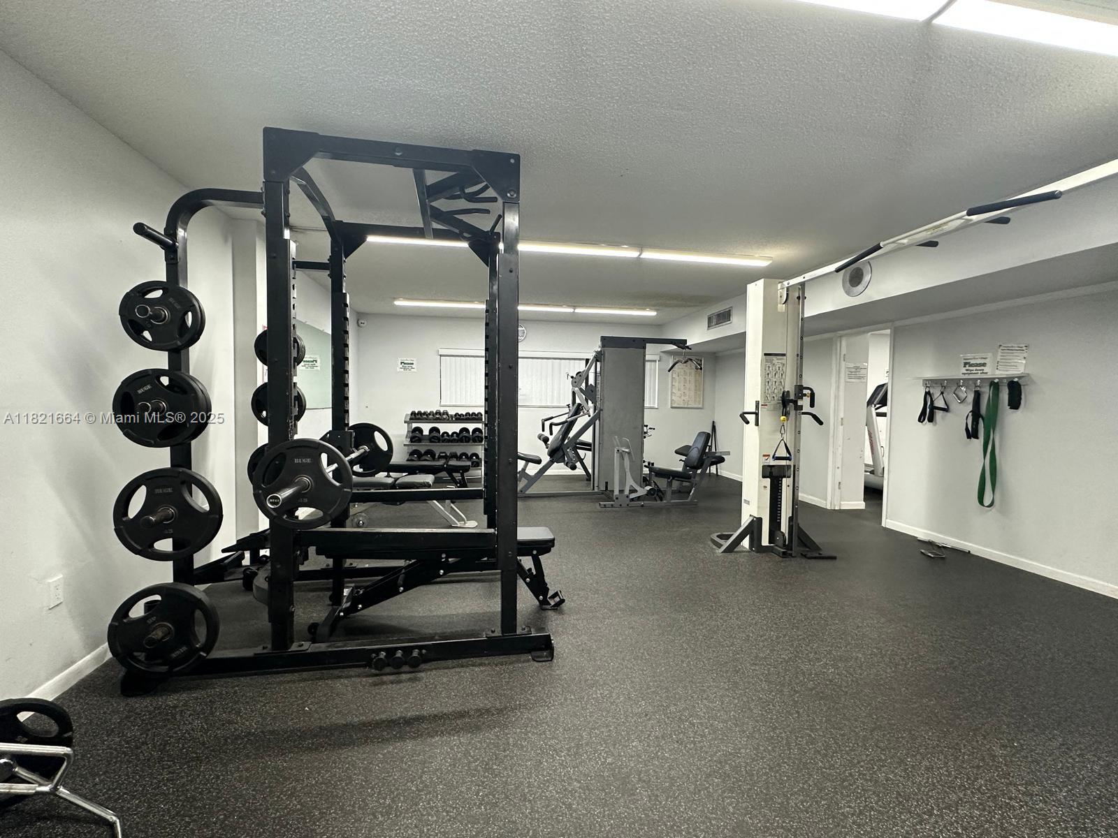 471 Ives Dairy Rd # 3 Unit: 206-3