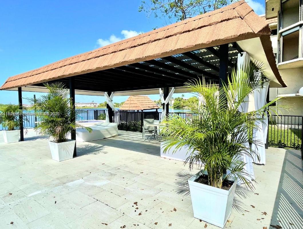 471 Ives Dairy Rd # 3 Unit: 206-3
