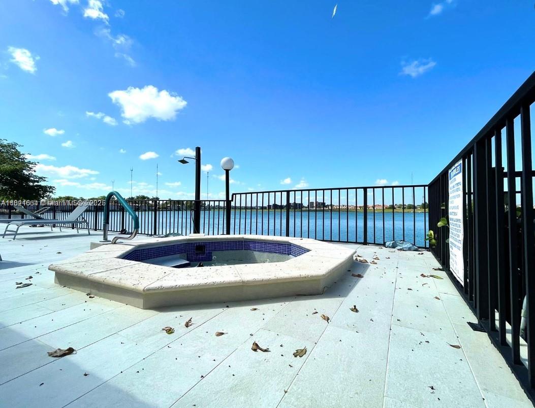 471 Ives Dairy Rd # 3 Unit: 206-3