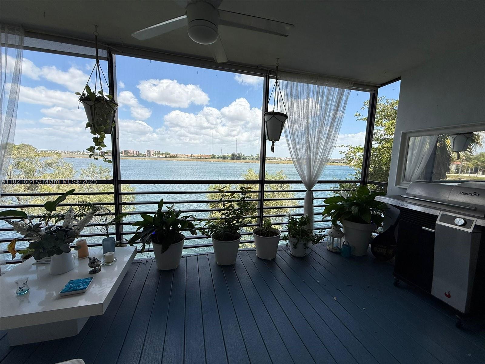 471 Ives Dairy Rd # 3 Unit: 206-3