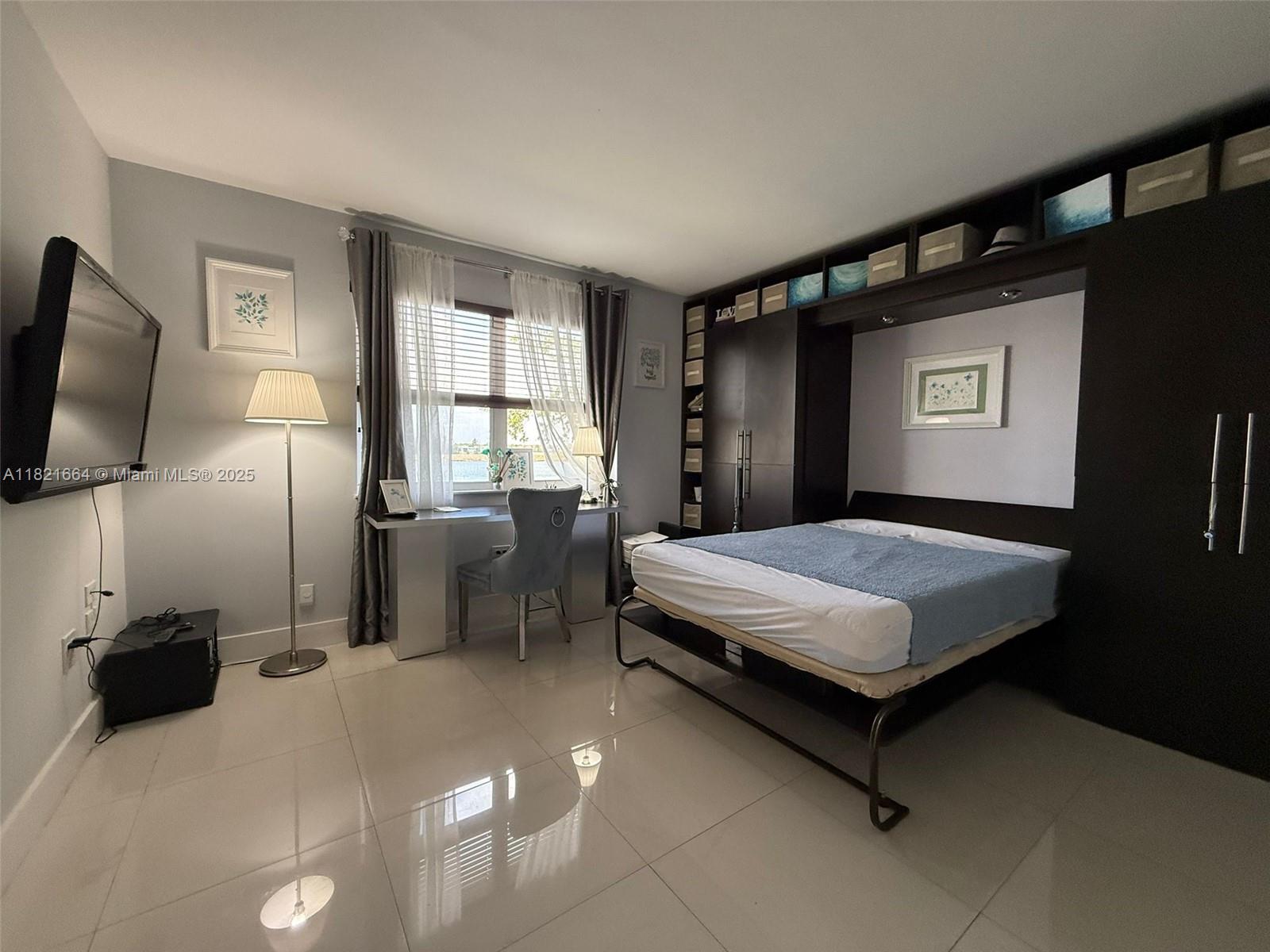 471 Ives Dairy Rd # 3 Unit: 206-3