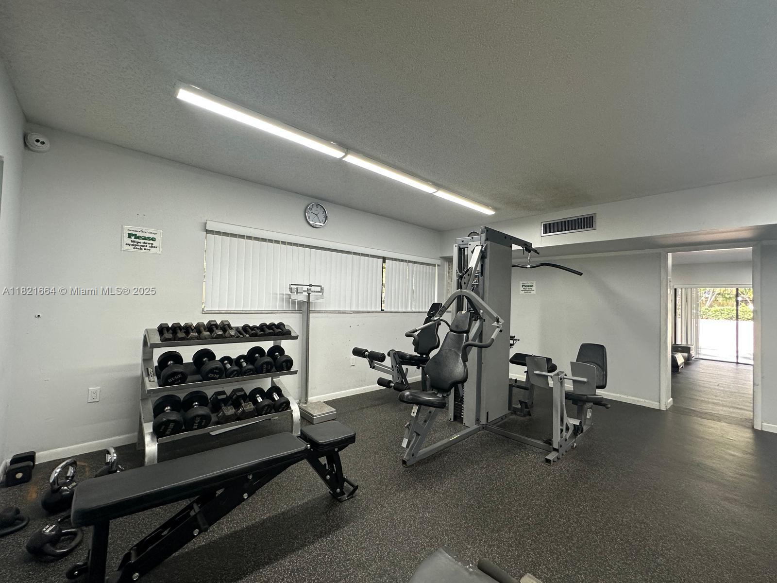 471 Ives Dairy Rd # 3 Unit: 206-3