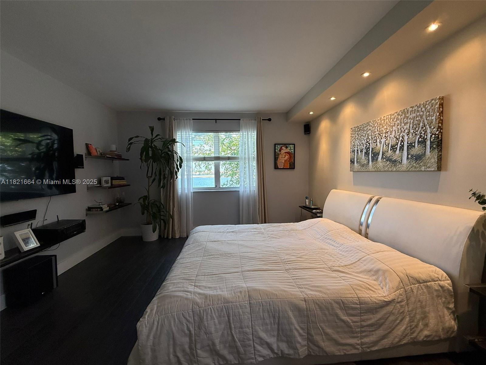 471 Ives Dairy Rd # 3 Unit: 206-3