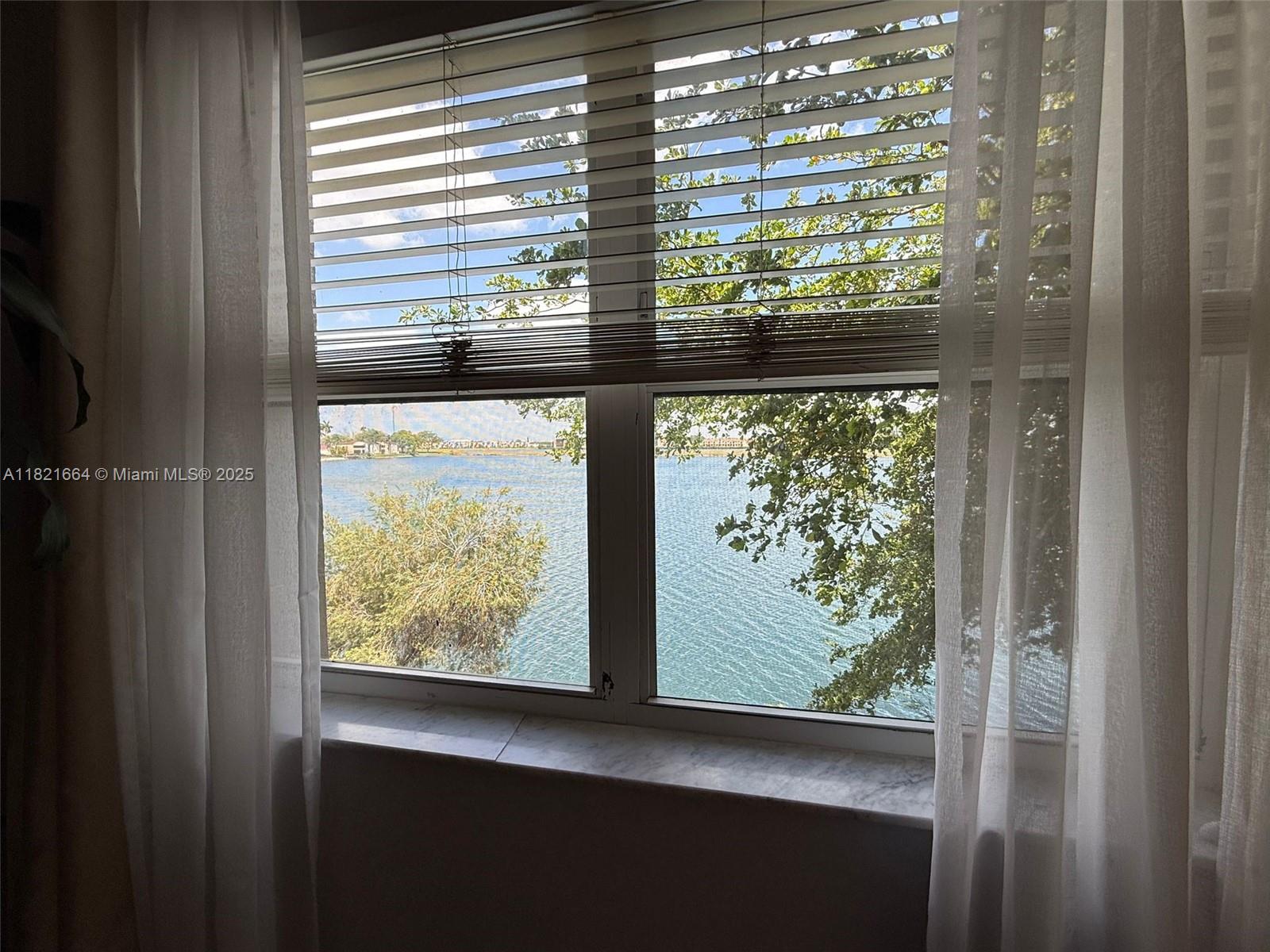 471 Ives Dairy Rd # 3 Unit: 206-3