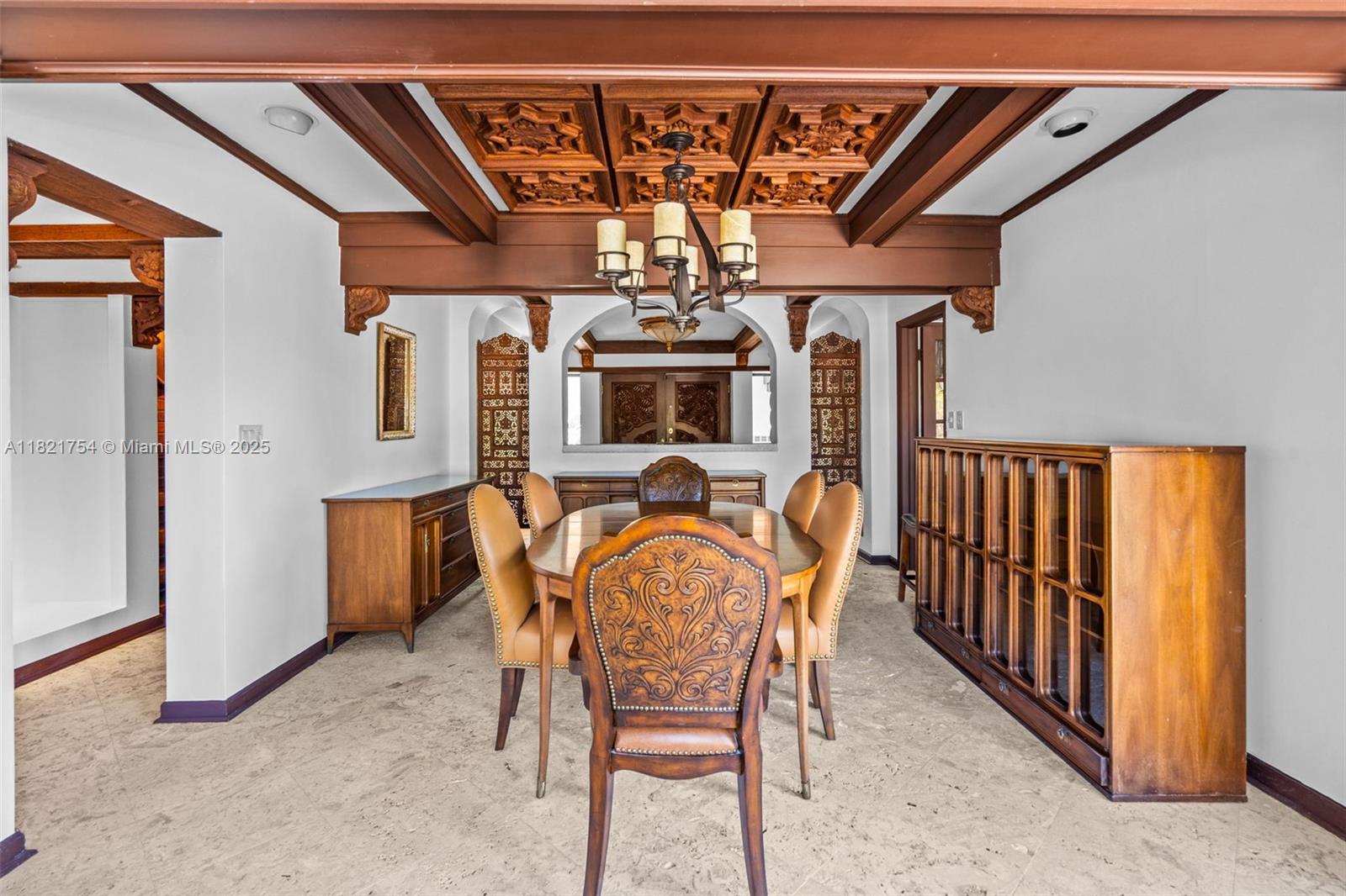 800 Diplomat Pkwy