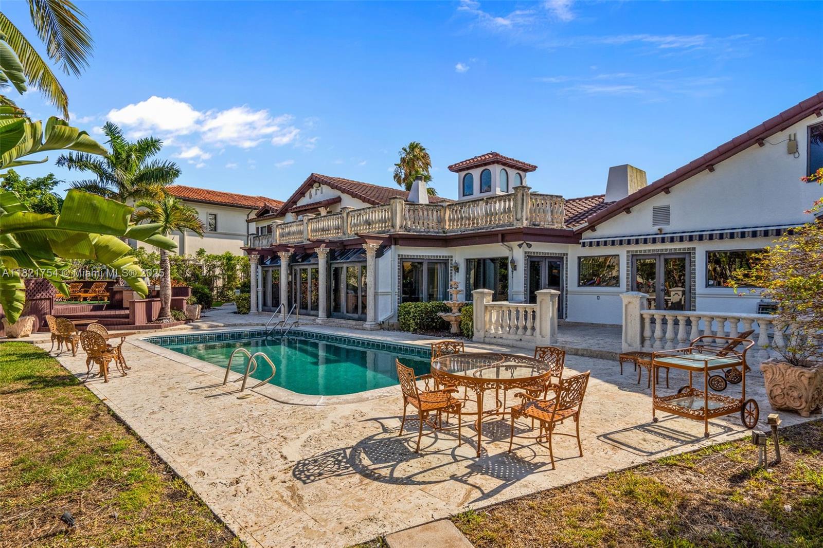 800 Diplomat Pkwy