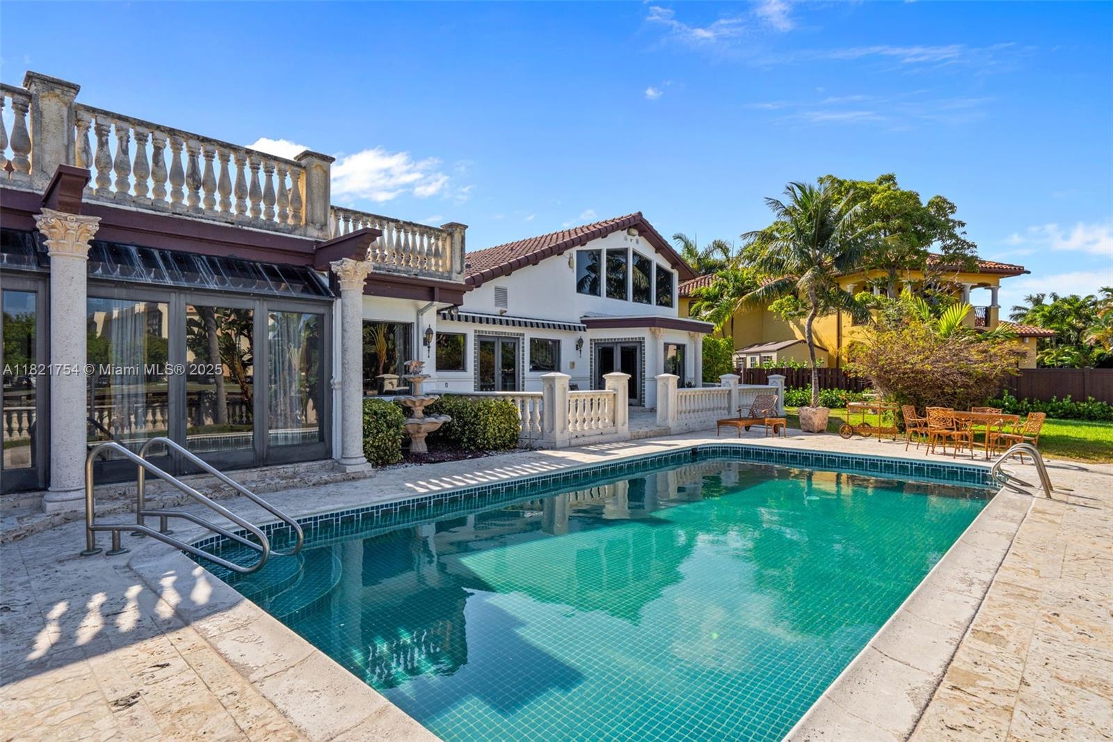800 Diplomat Pkwy
