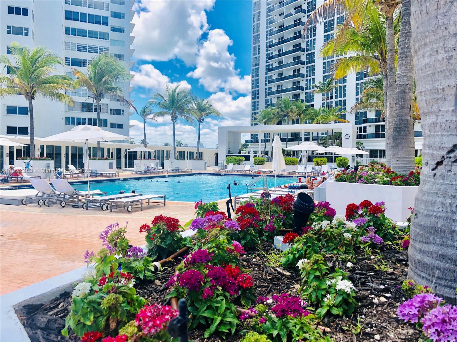 10275 Collins Ave # 1004