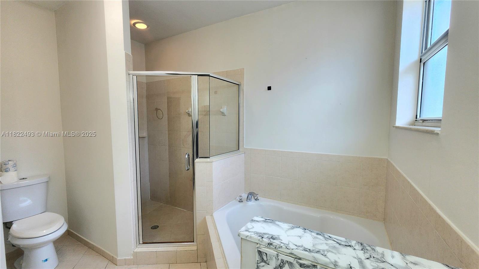 343 NE 36th Terrace