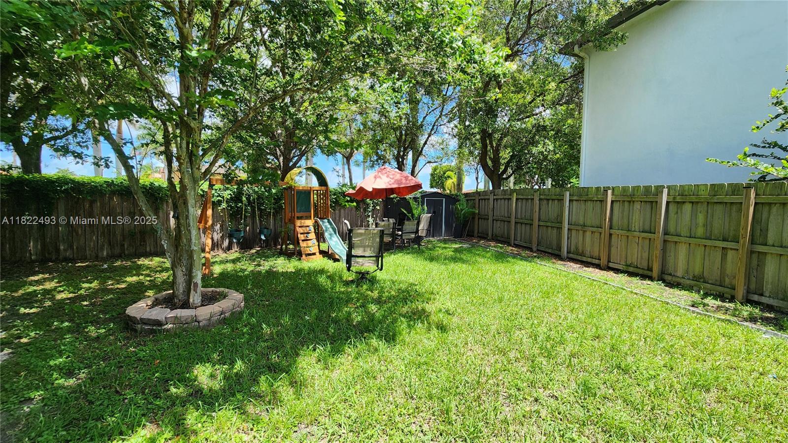343 NE 36th Terrace