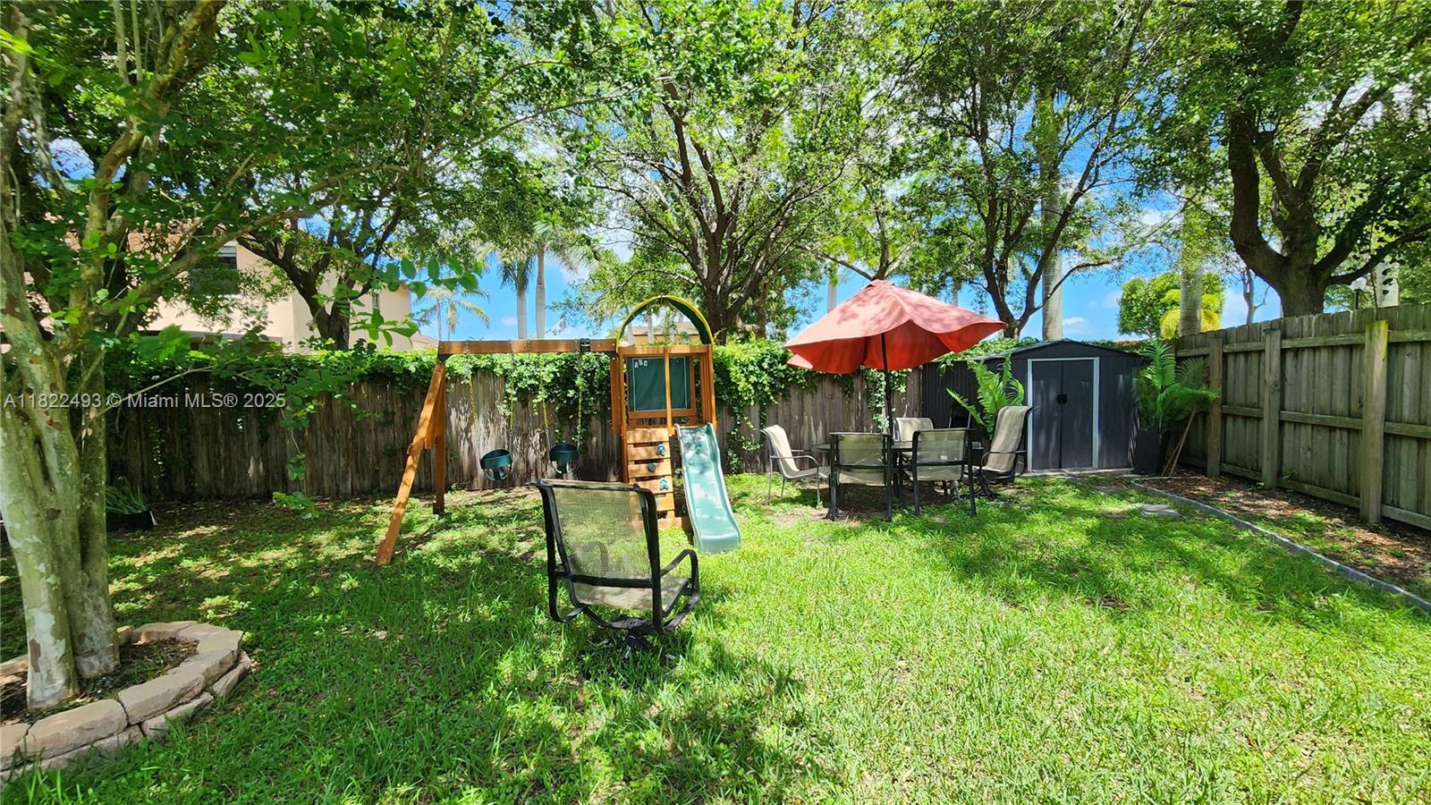 343 NE 36th Terrace