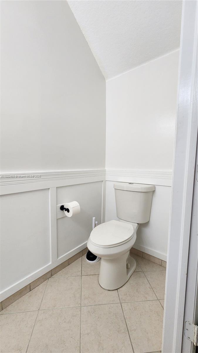 343 NE 36th Terrace
