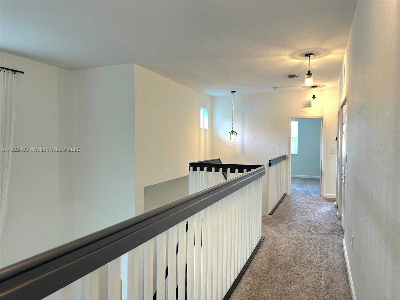 343 NE 36th Terrace