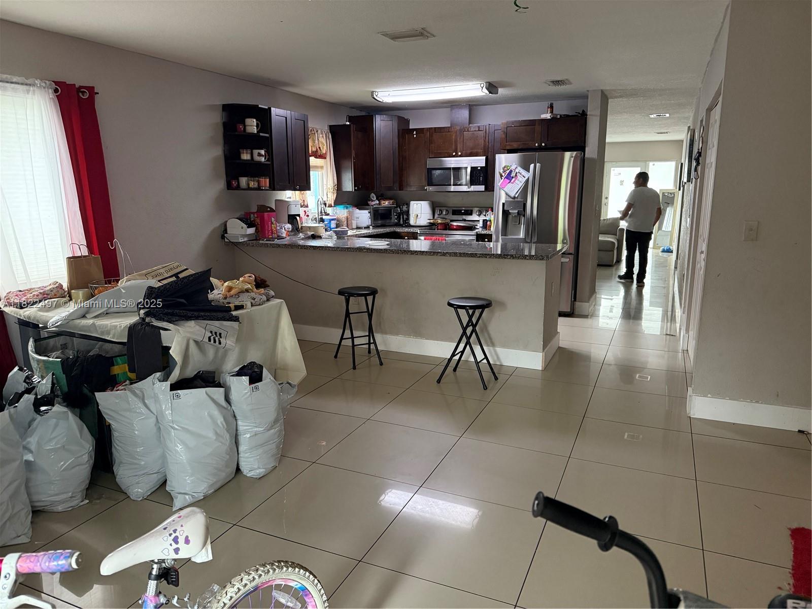 1720 NW 44th St