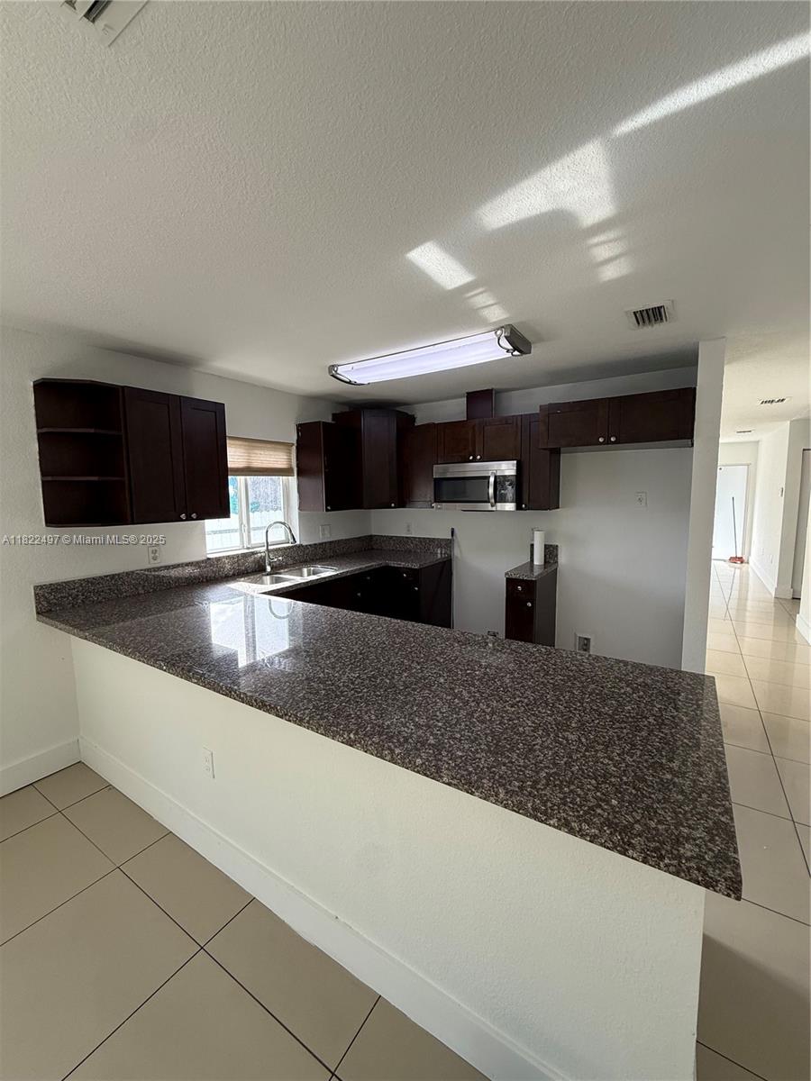 1720 NW 44th St