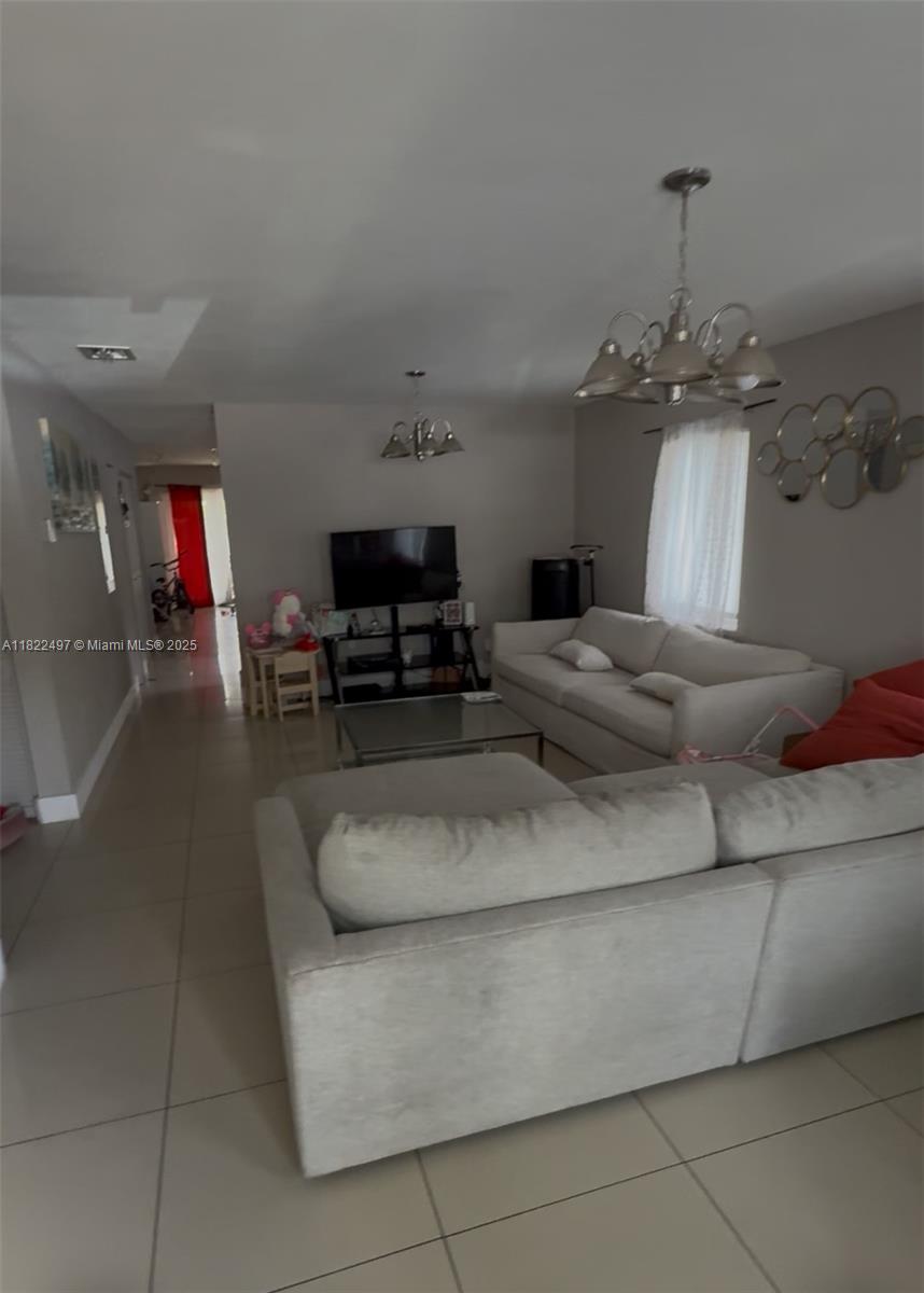1720 NW 44th St