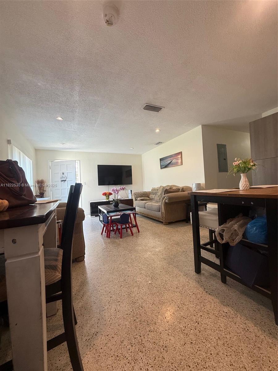 38 Silver Springs Dr # 38
