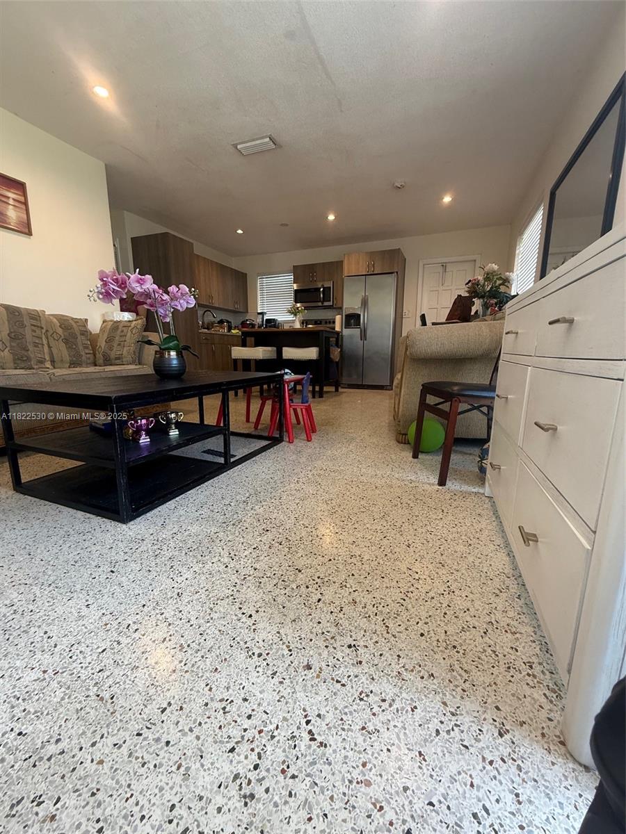 38 Silver Springs Dr # 38