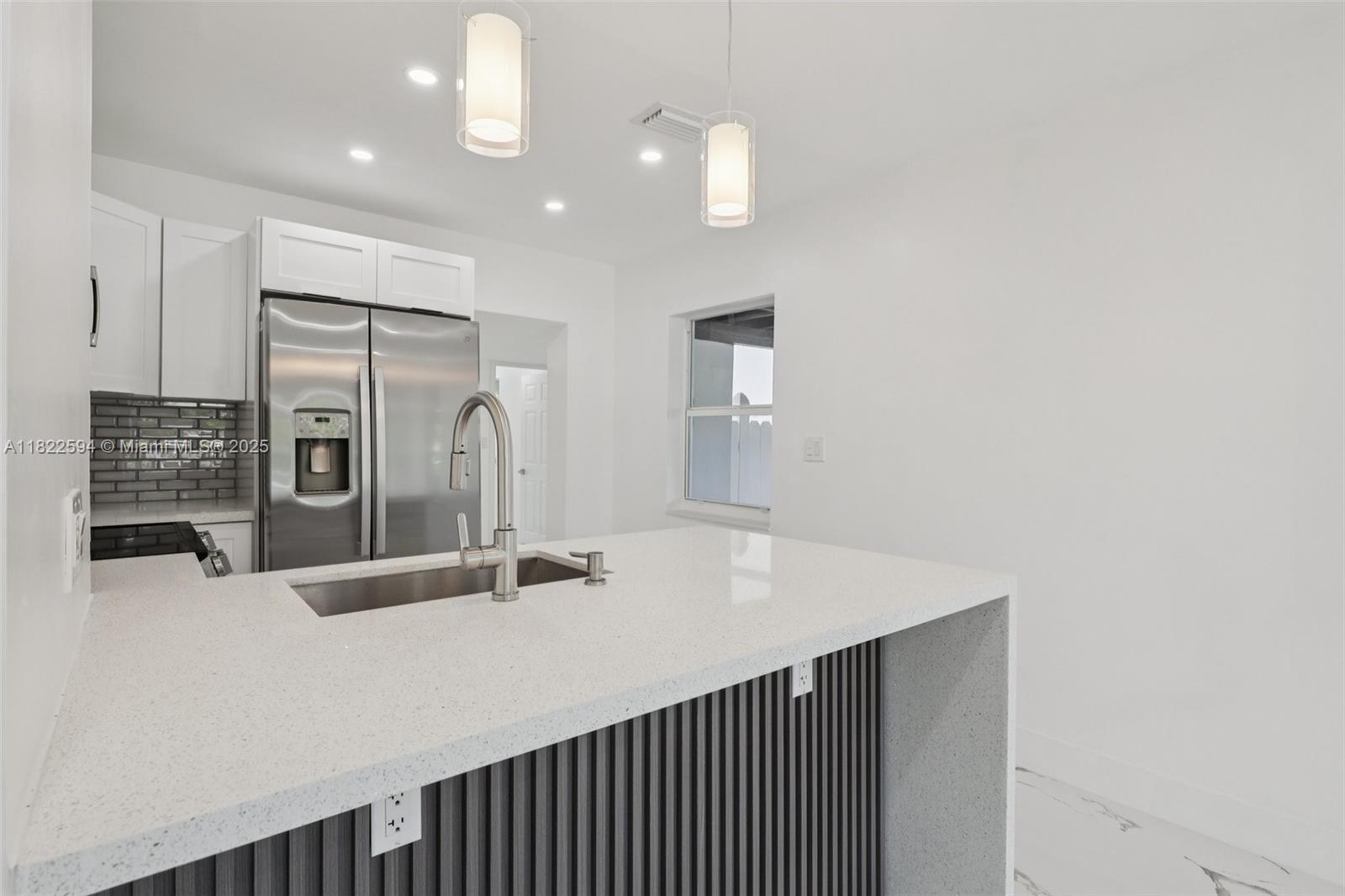 232 SW 22nd St