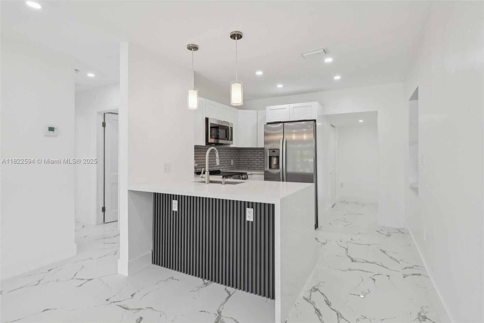 232 SW 22nd St