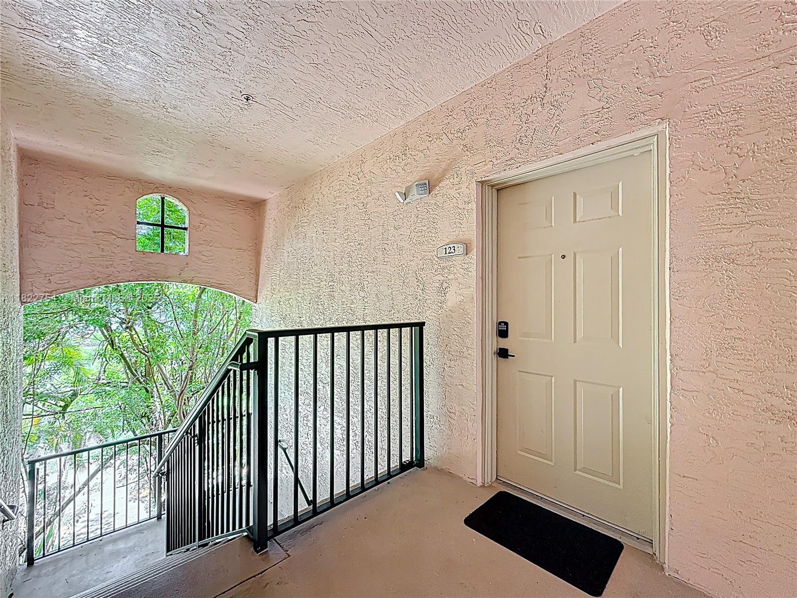 2015 SE 10th Ave # 123