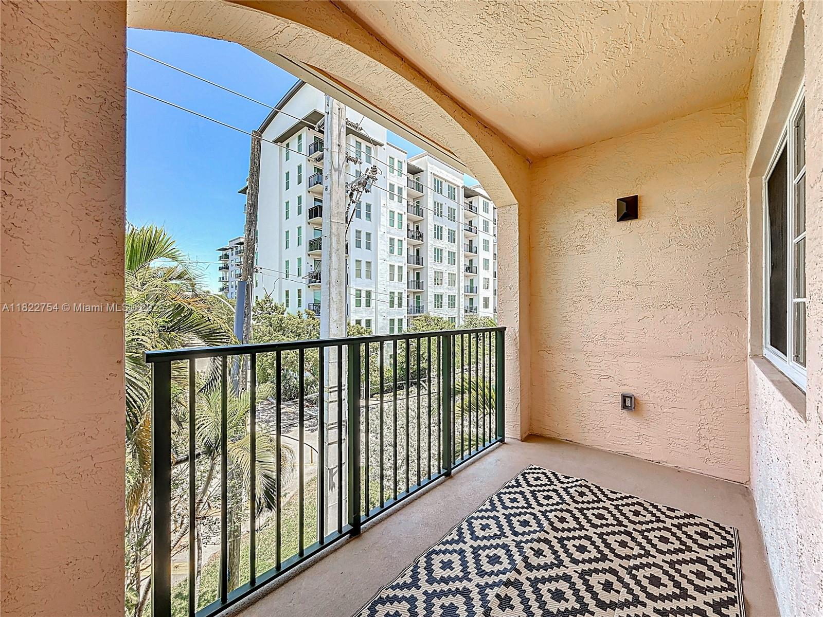 2015 SE 10th Ave # 123