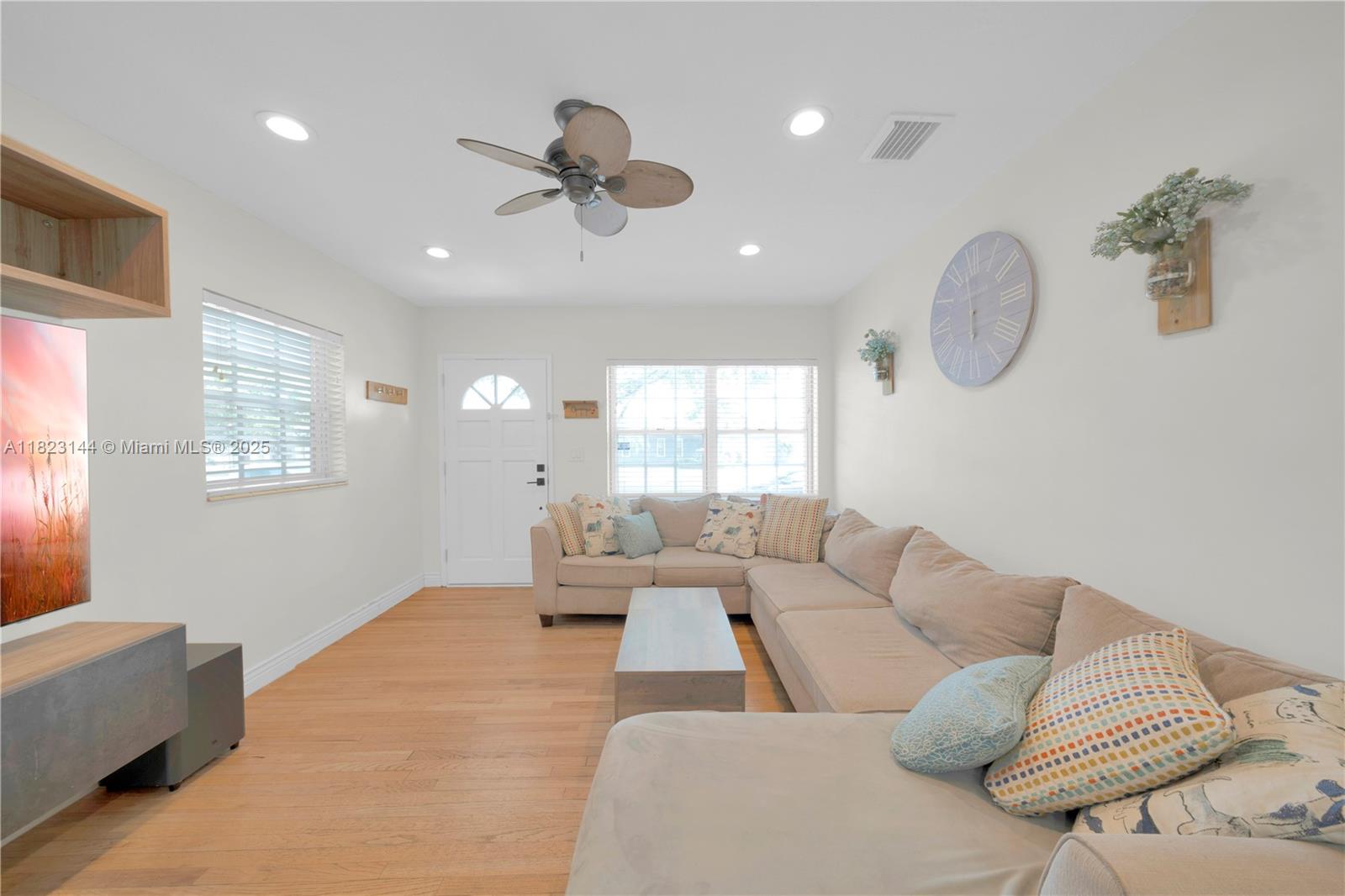 6120 NW 40th St