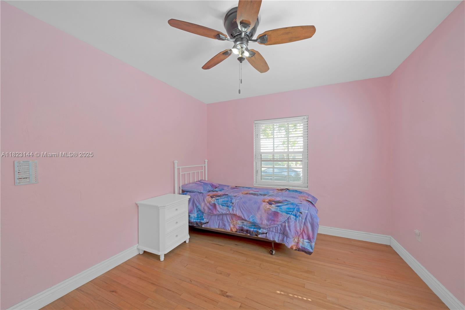 6120 NW 40th St