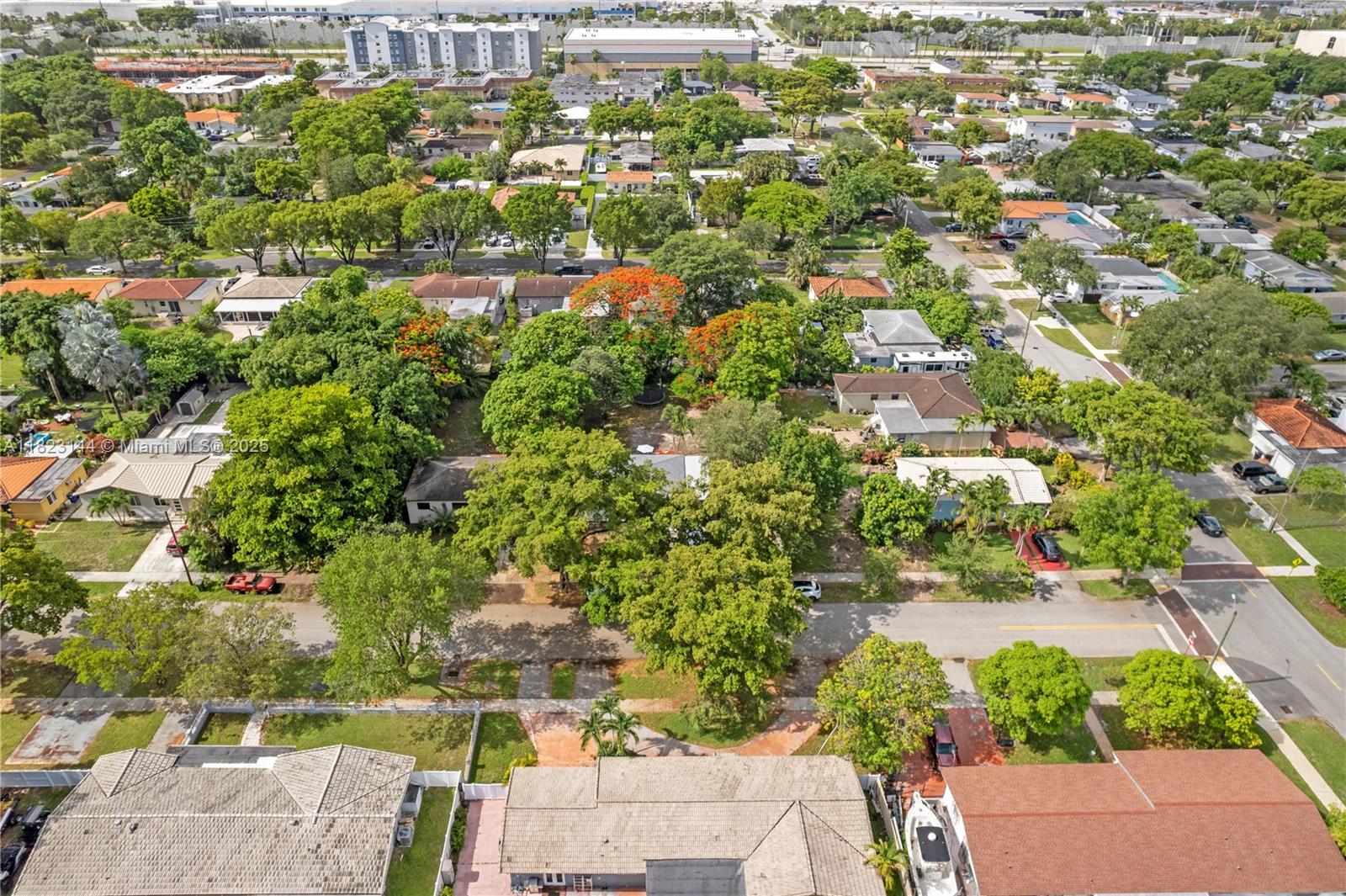 6120 NW 40th St