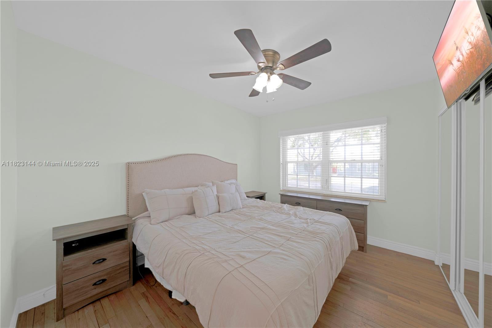 6120 NW 40th St