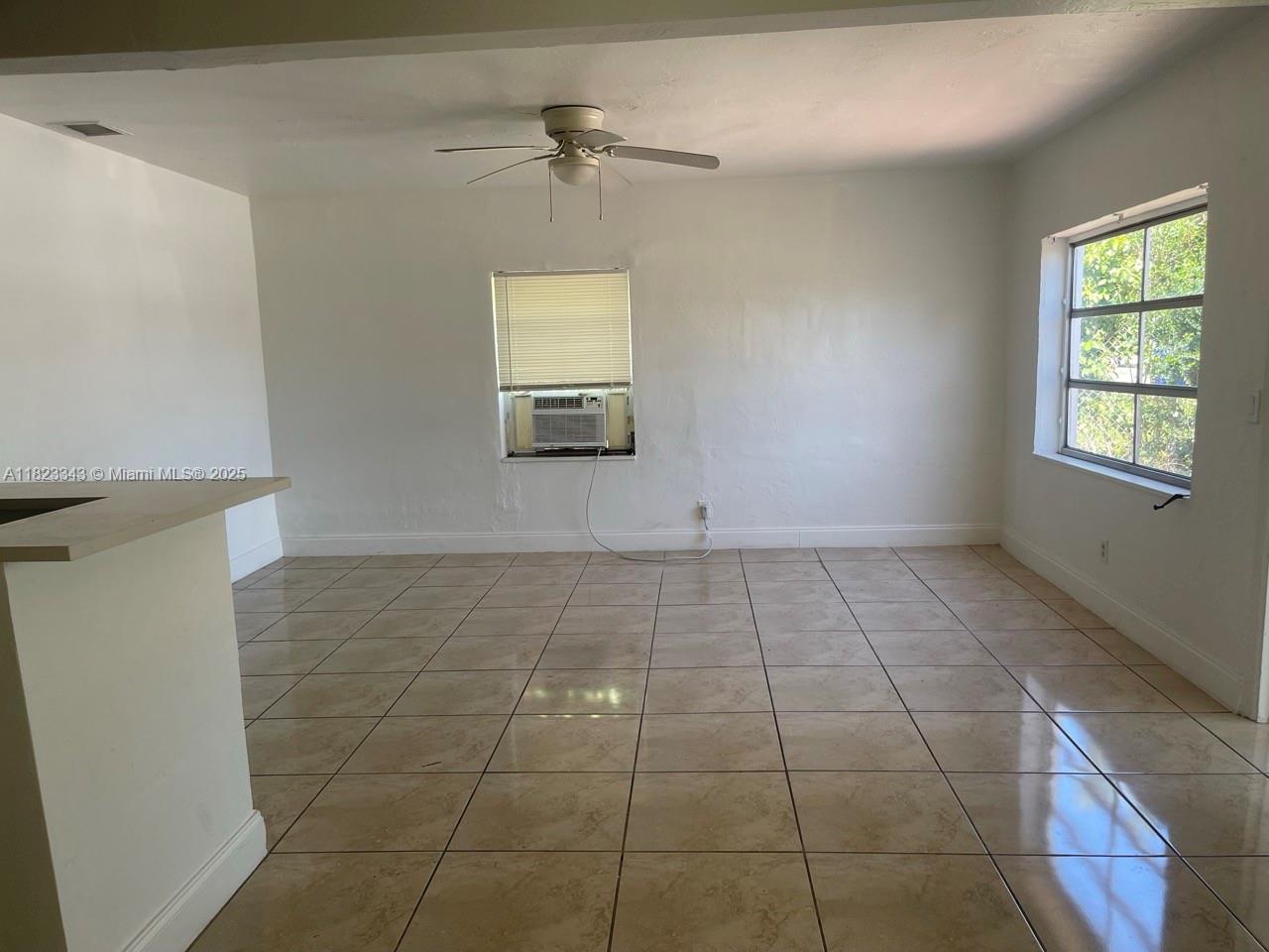 2329 NE 173rd St Unit: FRONT