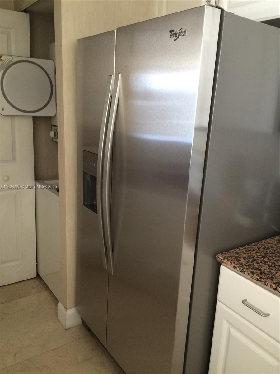 1581 Brickell Ave # 2307