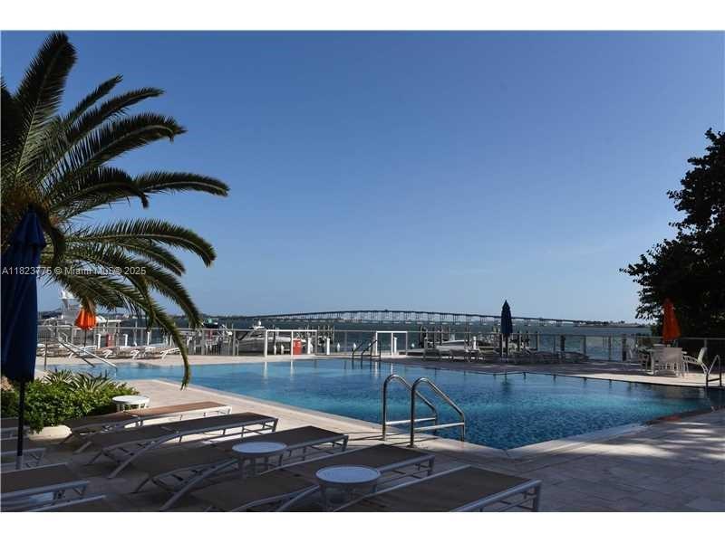 1581 Brickell Ave # 2307